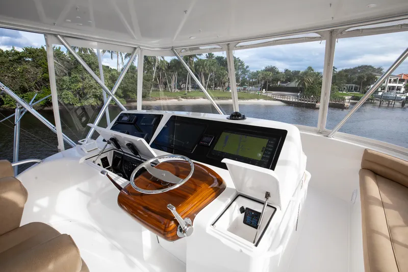 Constant Craving Yacht Photos Pics Viking 46 Constant Craving - Exterior Flybridge