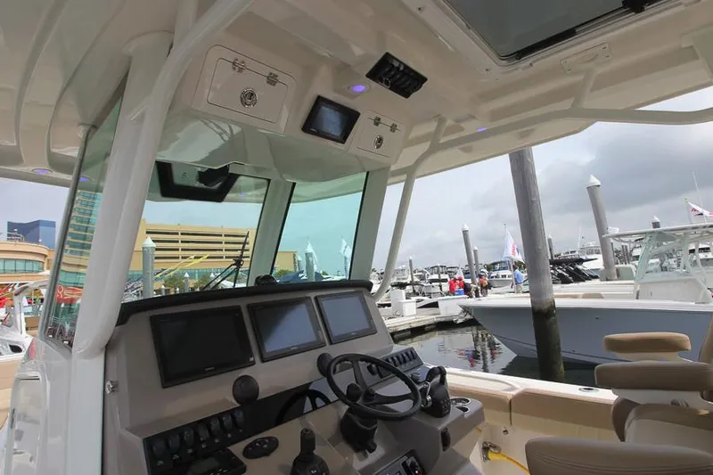  Yacht Photos Pics Manufacturer Provided Image