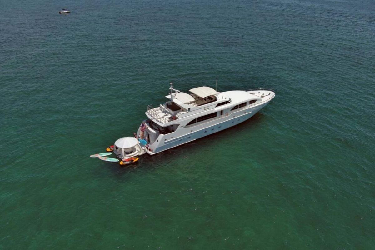 2001 Intermarine 95 