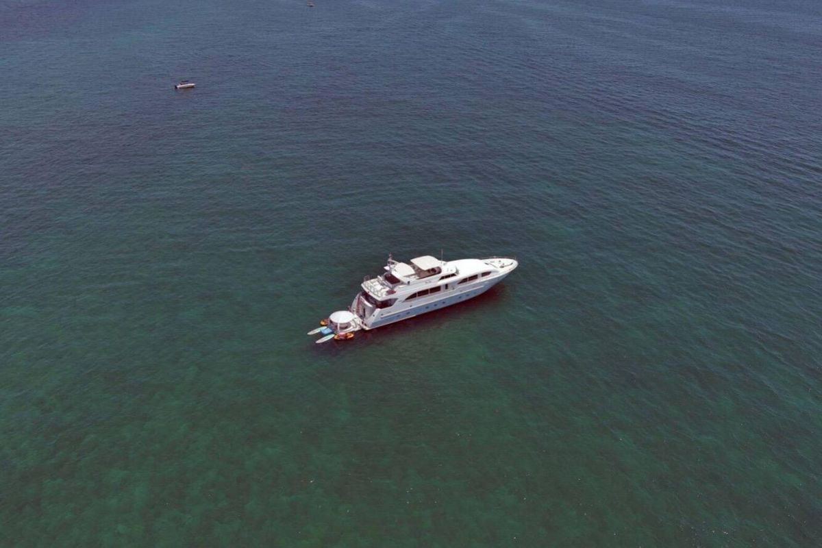 2001 Intermarine 95 