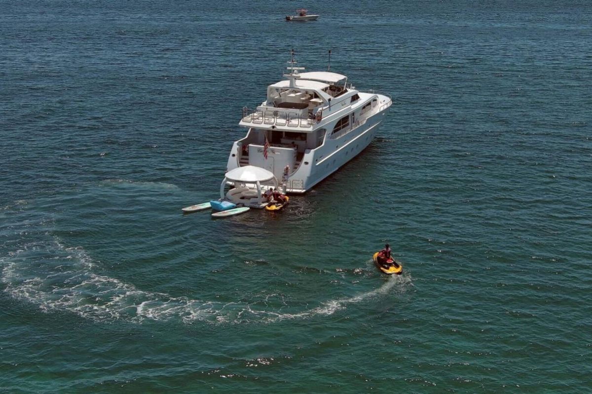 2001 Intermarine 95 