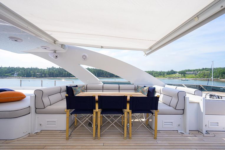 2011-144-heesen-44m