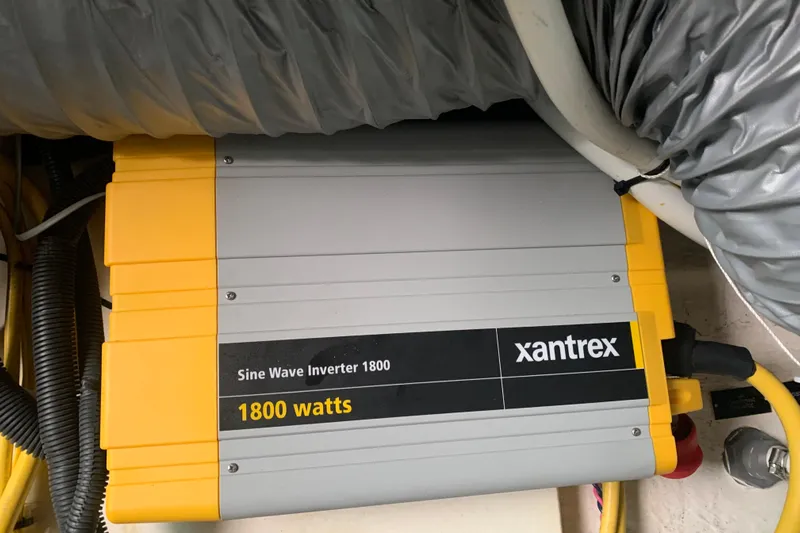Tranquility Yacht Photos Pics Xantrex Sine Wave Inverter 1800 watts in 2008 Back Cove 33 Hard Top Express.