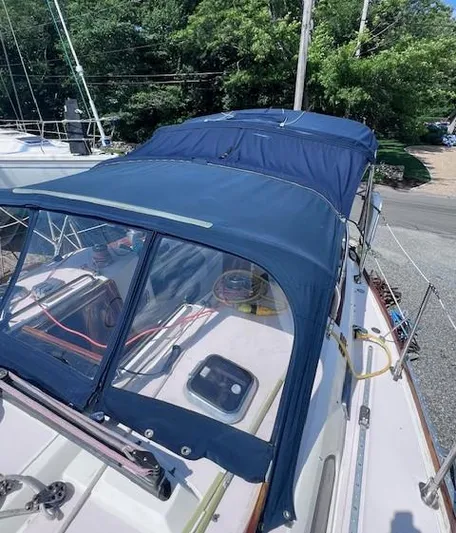 Chinook Yacht Photos Pics 