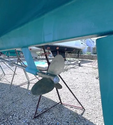 Chinook Yacht Photos Pics 