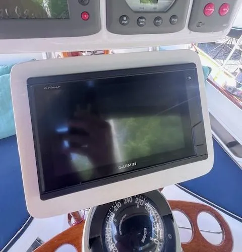 Chinook Yacht Photos Pics 