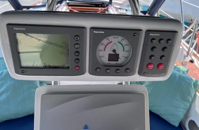 Chinook Yacht Photos Pics 