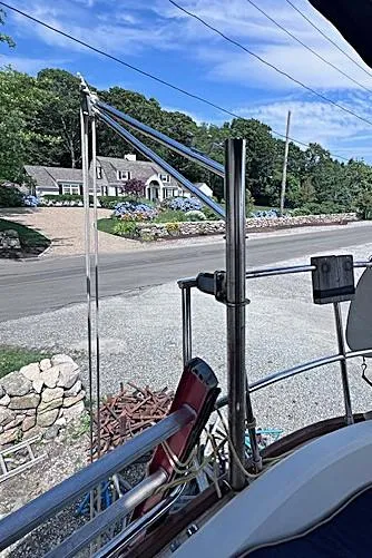 Chinook Yacht Photos Pics 