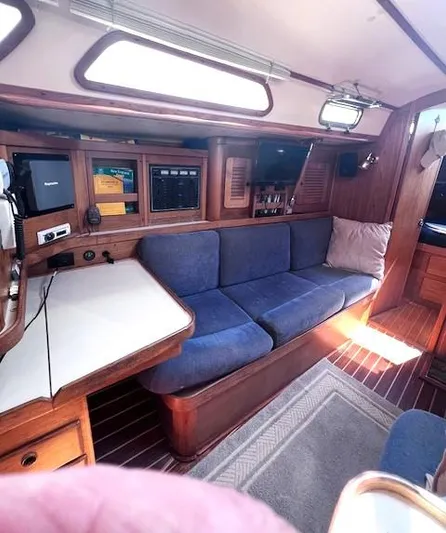 Chinook Yacht Photos Pics 