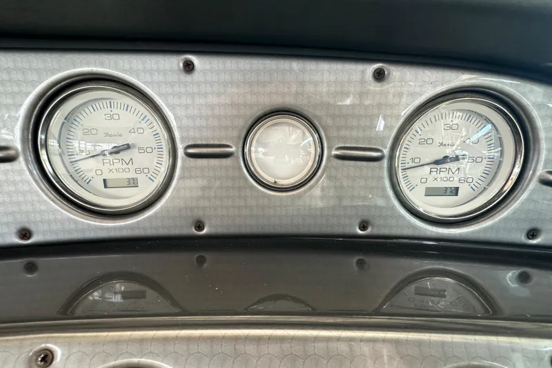  Yacht Photos Pics Dashboard of 2006 Four Winns 378 Vista boat with RPM gauges.