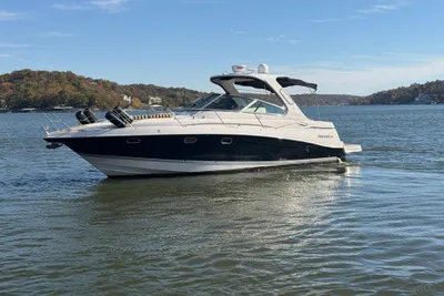 Four Winns 378 Vista