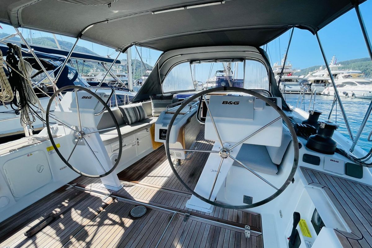 2015 Hanse 50 