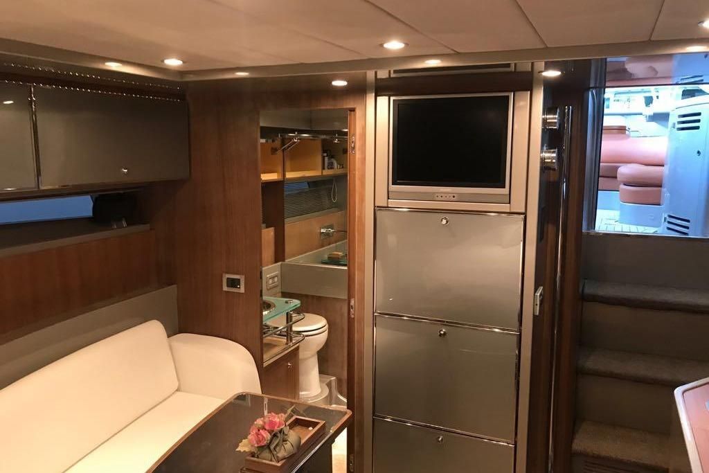 2005 Riva 43 