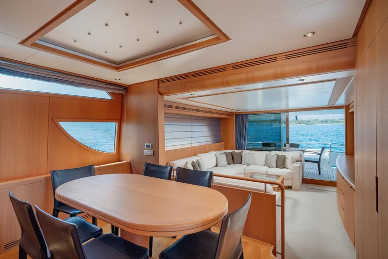  Yacht Photos Pics GS307876.jpg