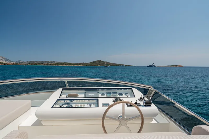  Yacht Photos Pics GS307936.jpg