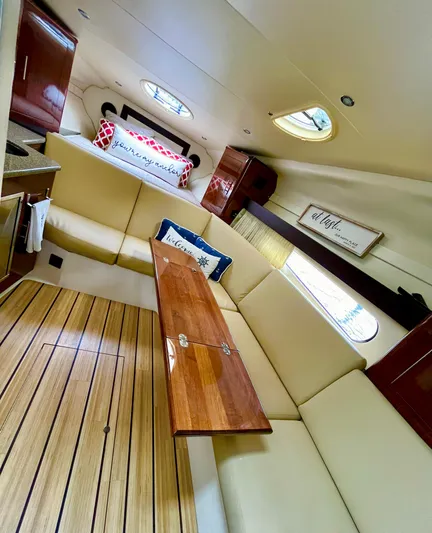 At Last Yacht Photos Pics Lower Settee 2