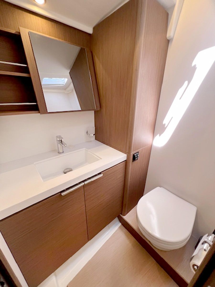 2022 Beneteau 56 