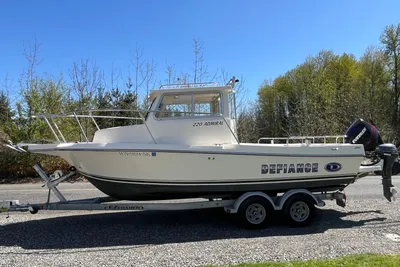 Defiance 220 Admiral EX