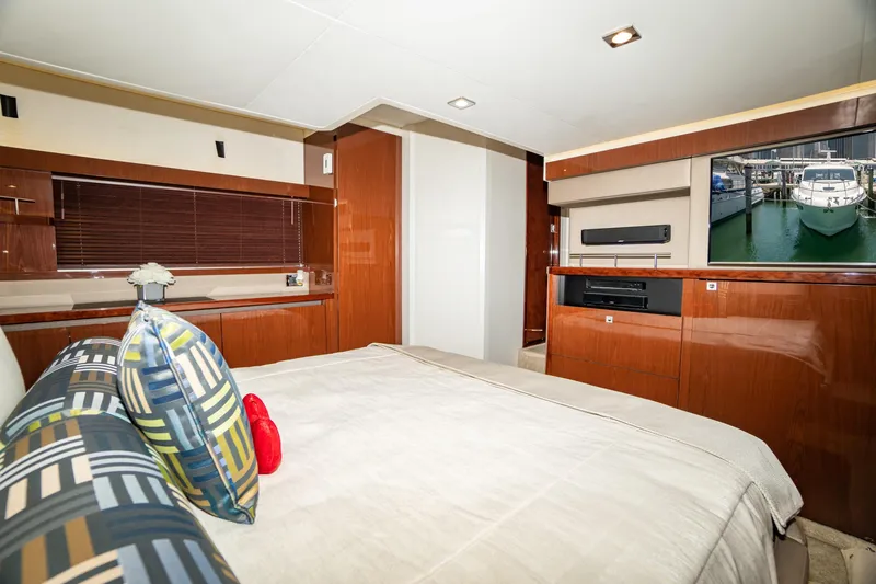  Yacht Photos Pics Luxurious interior of 2017 Sea Ray Sundancer 460 yacht with modern amenities and stylish decor.