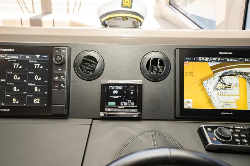  Yacht Photos Pics 2017 Sea Ray Sundancer 460 dashboard with Raymarine navigation displays and controls.