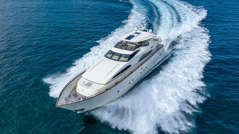 100 Azimut Jumbo Yacht Photos Pics 