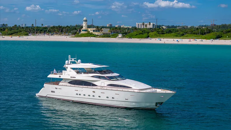 100 Azimut Jumbo Yacht Photos Pics 