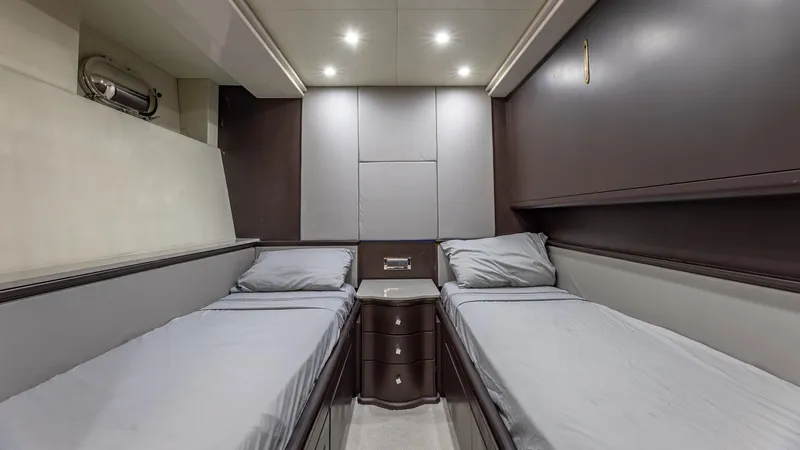 100 Azimut Jumbo Yacht Photos Pics 