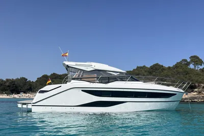 2023 Bavaria SR36 OPEN