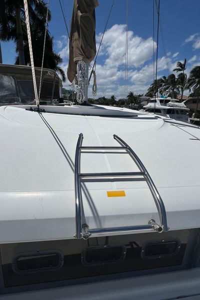 2014 Lagoon 39