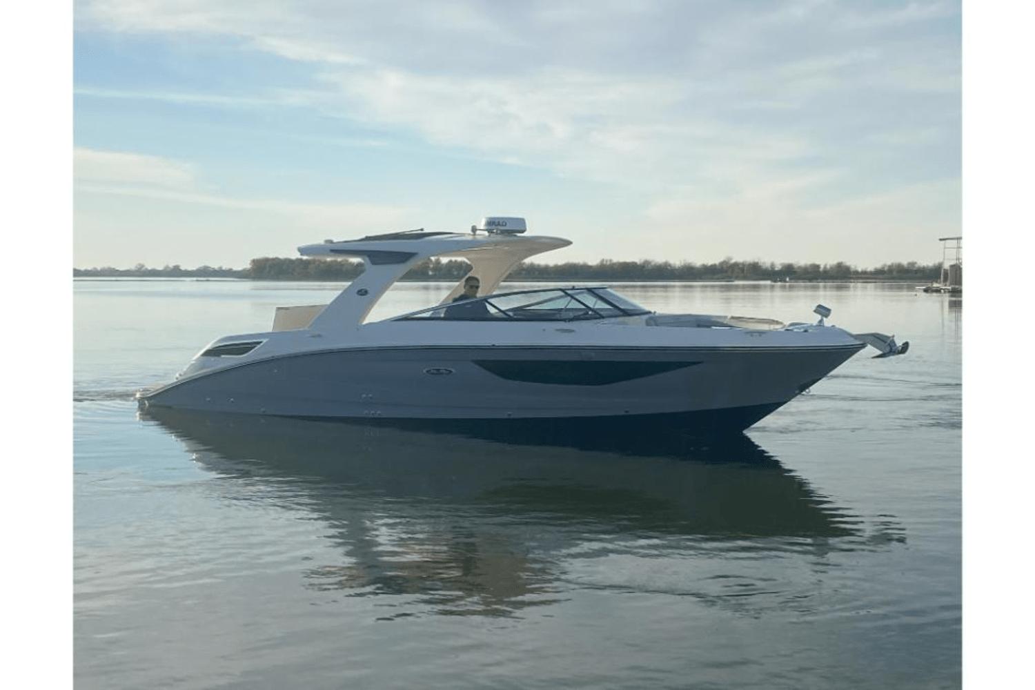 2024 Sea Ray SLX 350 Runabout for sale - YachtWorld
