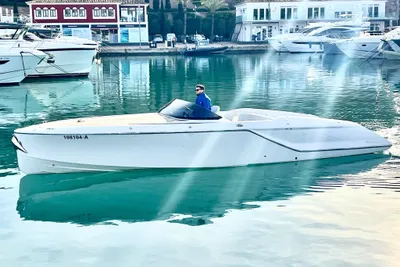2021 Frauscher 858 Fantom