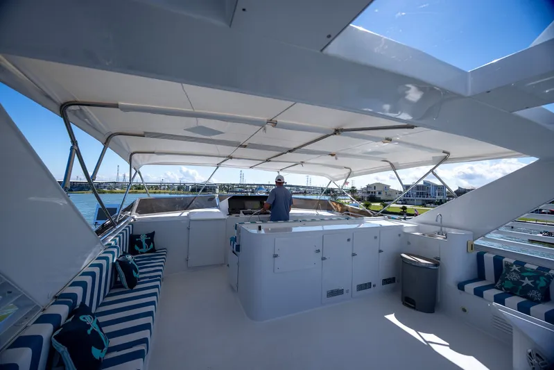 La Vida Yacht Photos Pics 