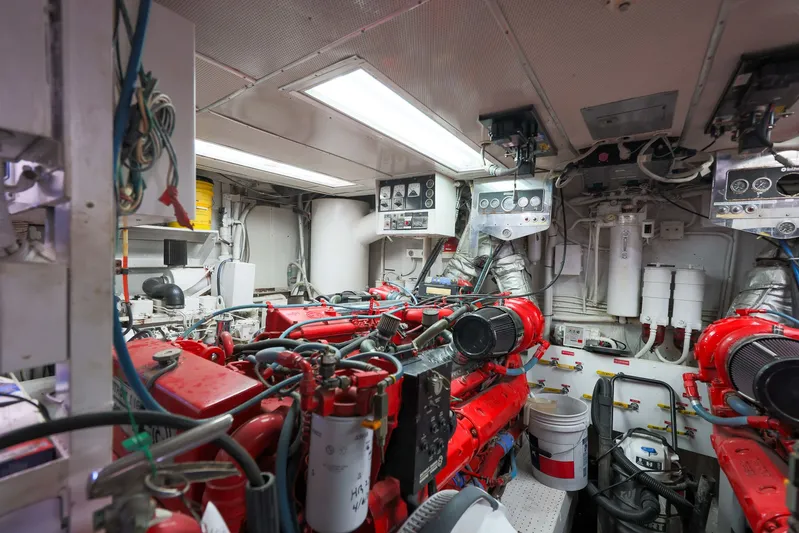 La Vida Yacht Photos Pics 