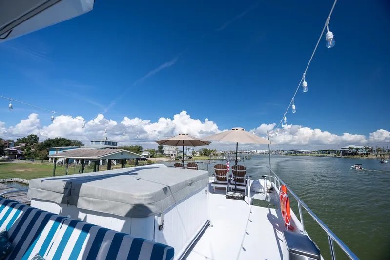 La Vida Yacht Photos Pics 