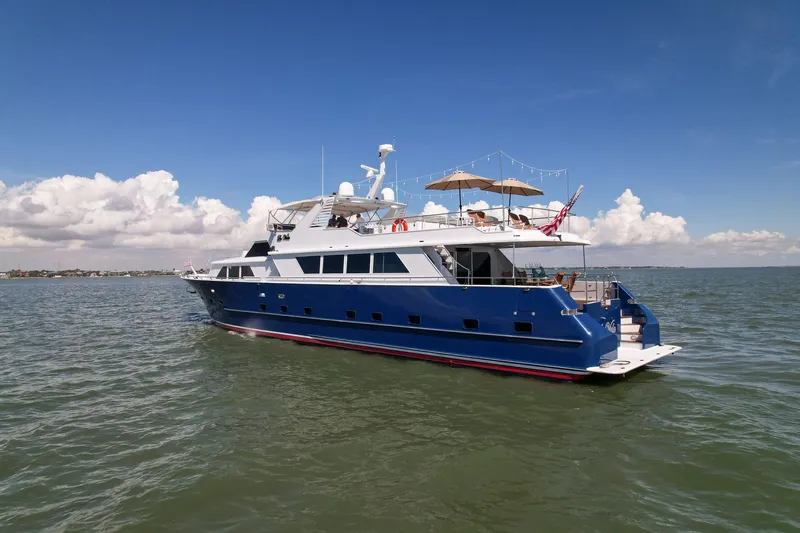 La Vida Yacht Photos Pics 