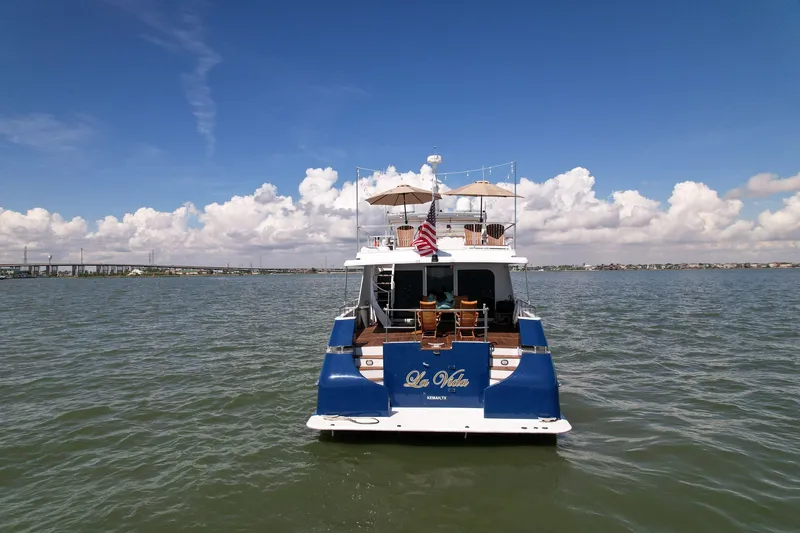 La Vida Yacht Photos Pics 