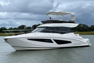 Regal 42 FXO