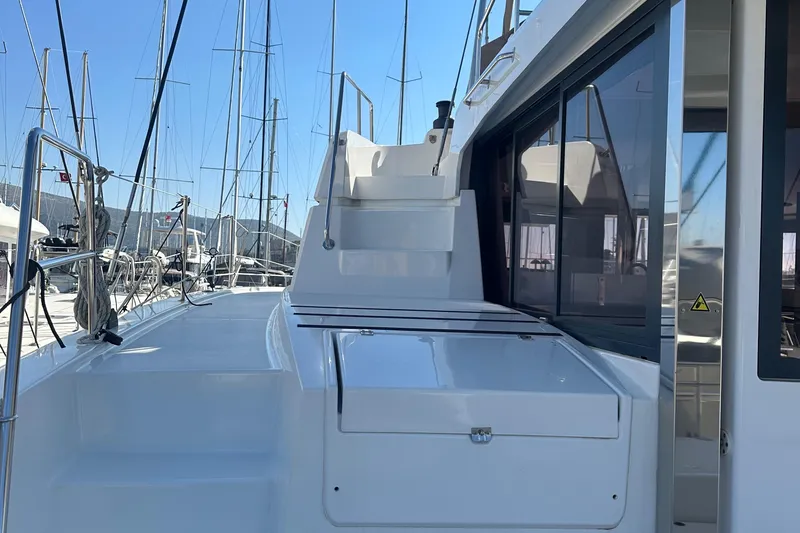  Yacht Photos Pics 2022 Bali 4.6 OPEN SPACE yacht deck with sleek design and modern features.