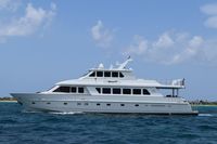 2001 Hargrave 94 Enclosed Bridge Skylounge
