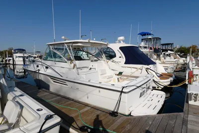Pursuit 3400 Express