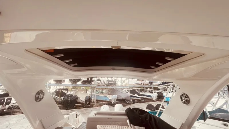 Lucky Number 7 Yacht Photos Pics 