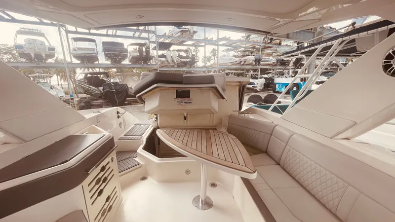 Lucky Number 7 Yacht Photos Pics 