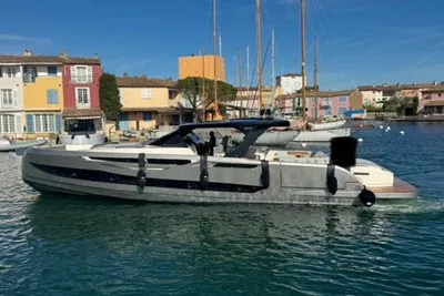 2024 Cayman Yachts 540 wa