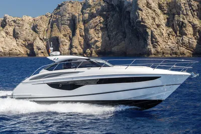 2024 Princess V40