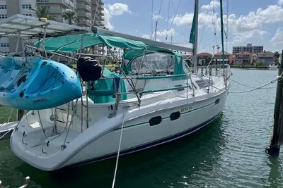 Hunter 376