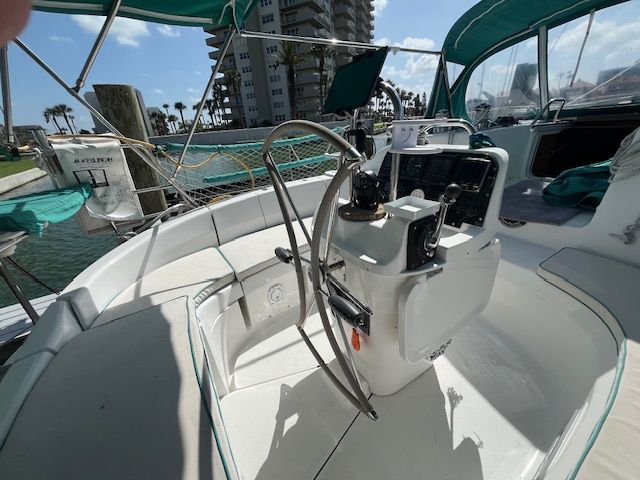 1998 Hunter 376