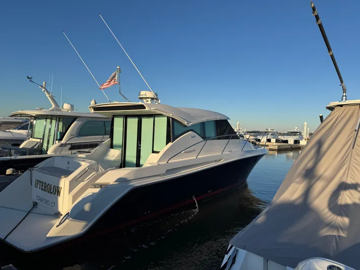 After Glow Yacht Photos Pics 