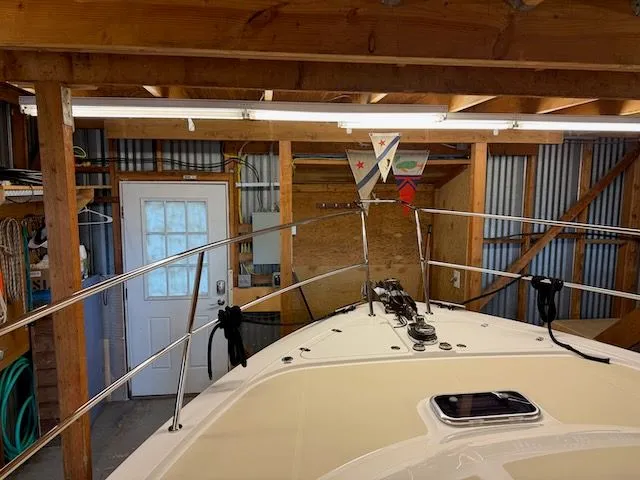 Central I-9 Yacht Photos Pics 