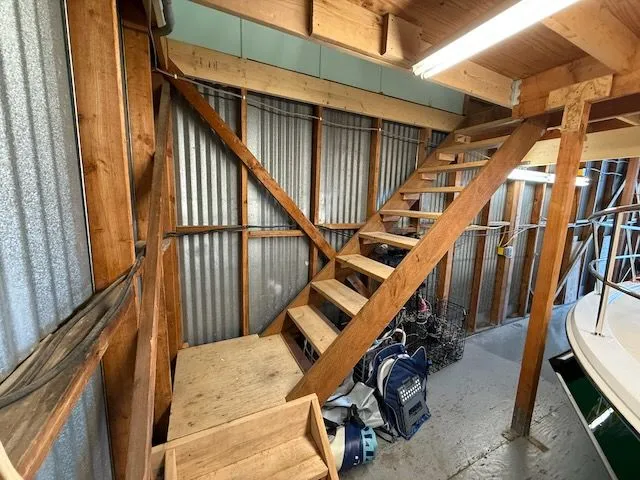 Central I-9 Yacht Photos Pics 