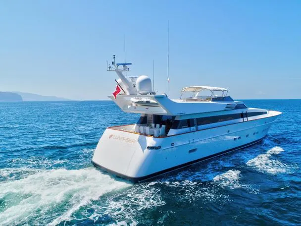 Lunasea Yacht Photos Pics 
